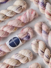 Indlæs billede til gallerivisning Suri Alpaca Silk: Crocus