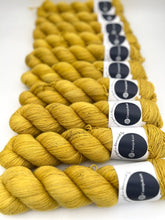 Load image into Gallery viewer, Glitter Single: Yellowhammer