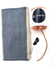 Indlæs billede til gallerivisning Kit: Wooly Clutch Large
