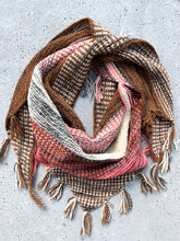 Indlæs billede til gallerivisning Roller Coaster Sjal (Dansk)