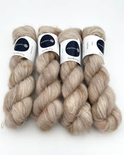Indlæs billede til gallerivisning Suri Alpaca Silk: Sand Viper
