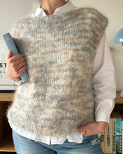 Load image into Gallery viewer, Mega Mohair: Oyster