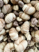 Indlæs billede til gallerivisning Sock-set of September 2024