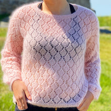 Indlæs billede til gallerivisning Spring Diamonds Sweater (ENG)