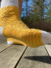 Indlæs billede til gallerivisning Bubble Socks (ENG)