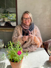 Indlæs billede til gallerivisning Mega Diamonds Cardigan (Eng)