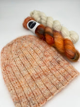 Load image into Gallery viewer, Mellon Collie Hat (English)