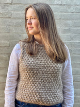 Indlæs billede til gallerivisning Birch Bubble Vest (ENG)