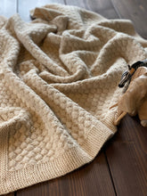 Load image into Gallery viewer, Baby Bubble blanket (ENG)