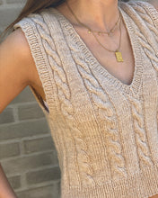 Indlæs billede til gallerivisning Esthers Vest (Eng)