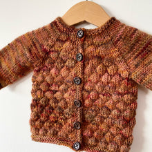 Indlæs billede til gallerivisning Annas Bubble Cardigan (ENG)