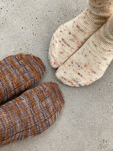 Indlæs billede til gallerivisning Two Socks (DK)