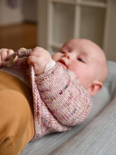 Indlæs billede til gallerivisning Asgers Baby Cardigan (DK)