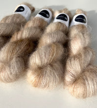 Indlæs billede til gallerivisning Silky Kid Mohair: Sand Viper