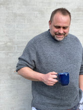 Indlæs billede til gallerivisning Big Brother Sweater (ENG)