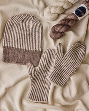 Load image into Gallery viewer, Alvine mittens (ENG)
