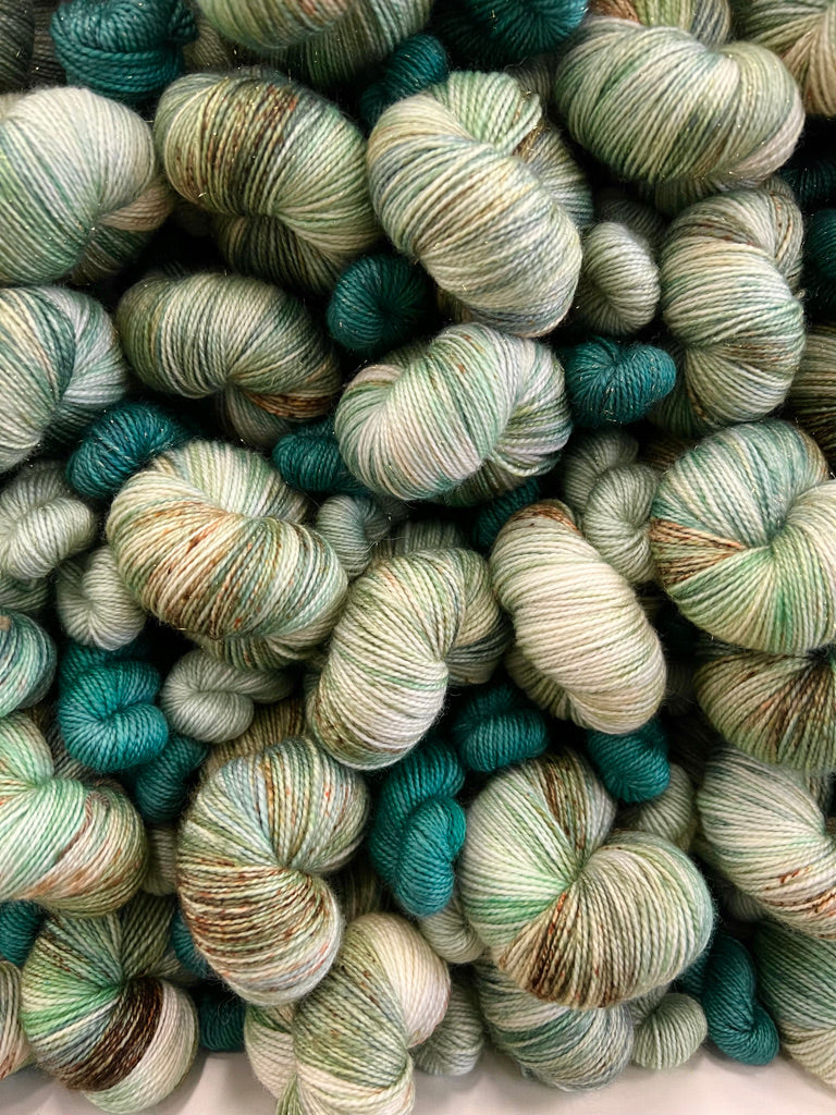 Sock-set of April: Green Leotia