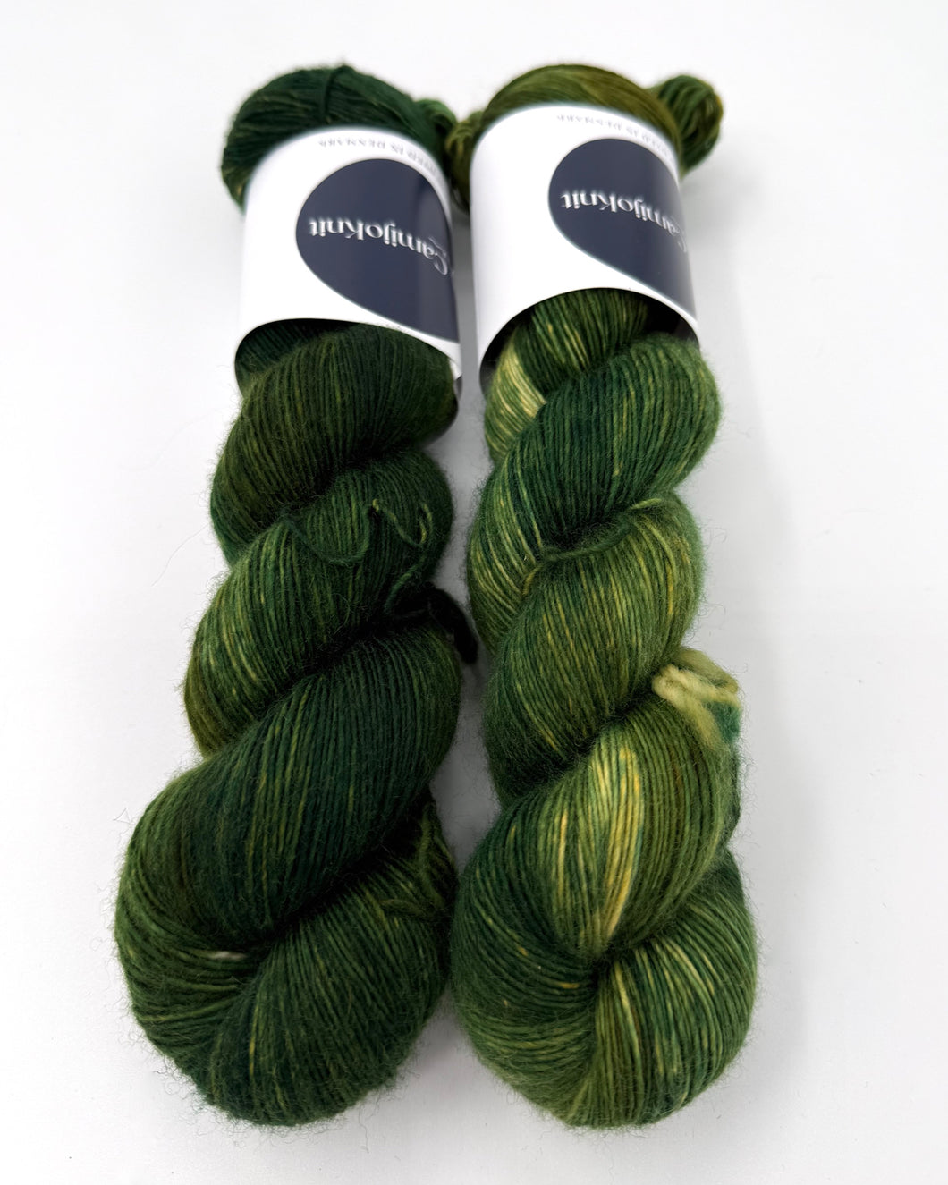 Camijo Single 366: dye of the day: green varigated