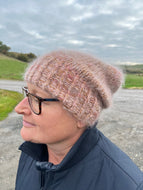 Helles Hat (ENG)