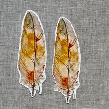 Indlæs billede til gallerivisning Sticker: Golden feather
