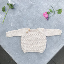 Load image into Gallery viewer, Baby Bubble Sweater (ENG)
