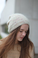 Fuzzy Beanie (ENG)